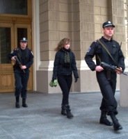 Кто может рассчитывать на услугу инкассации Кто может рассчитывать на услугу инкассации